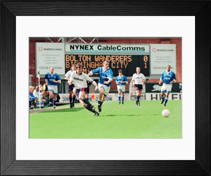 Framed Print : Bolton Wanderers 1-1 Birmingham City, League match at the Reebok Stadium Framed Print : Bolton Wanderers 1-1 Birmingham City, League match at the Reebok Stadium