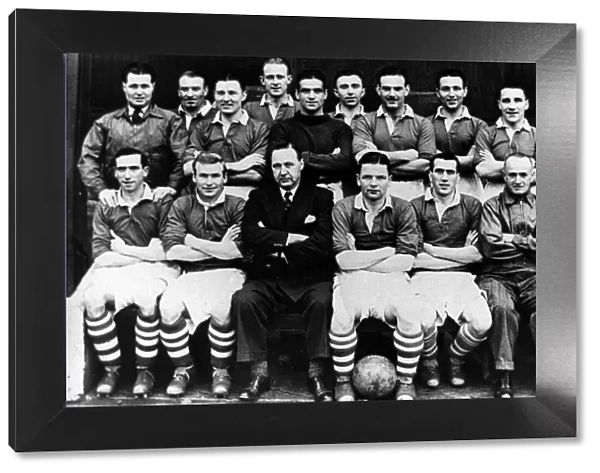 Middlesbrough F. C team group. Back Row, left to right: Harold Stephenson