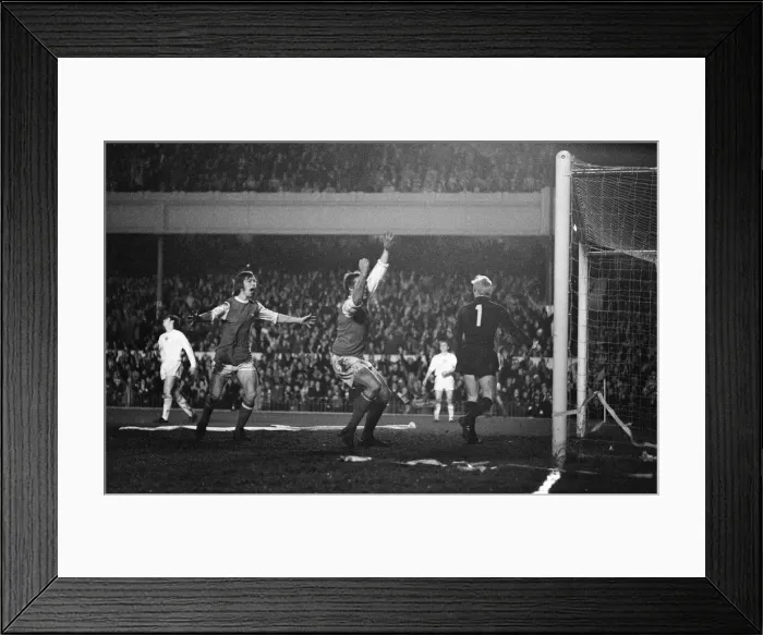 Framed Print : Arsenal 3-0 Anderlecht, 1970 Inter-Cities Fairs Cup Final 2nd Leg, 28th April 1970 Framed Print : Arsenal 3-0 Anderlecht, 1970 Inter-Cities Fairs Cup Final 2nd Leg, 28th April 1970