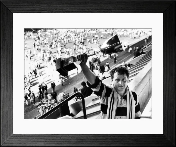 Framed Print : Welsh Rugby Union Final - Cardiff 28 - 21 Newport. A desperate tackle fails to prevent Framed Print : Welsh Rugby Union Final - Cardiff 28 - 21 Newport. A desperate tackle fails to prevent