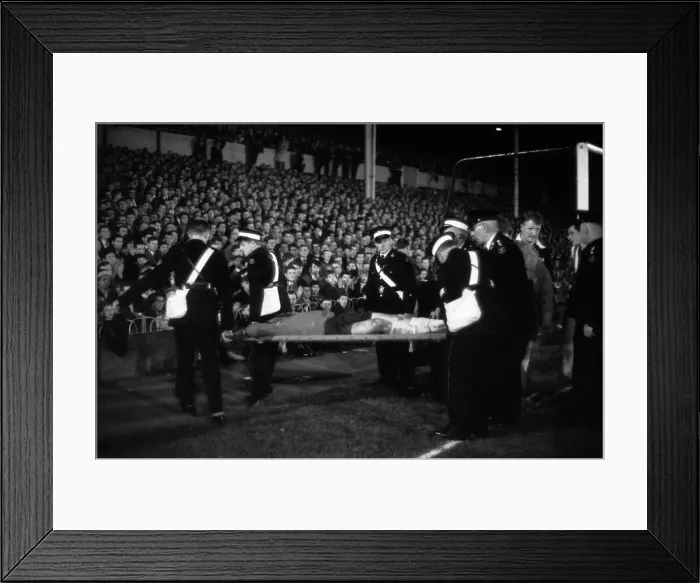 Framed Print : Tottenham Hotspur won the Football League - as it was then, on Monday April 17th 1961 Framed Print : Tottenham Hotspur won the Football League - as it was then, on Monday April 17th 1961