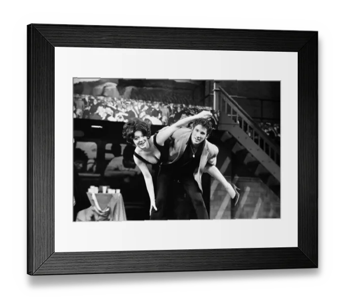 Framed Print : The cast of the American musical Grease rehearsing at the New London theatre off Drury