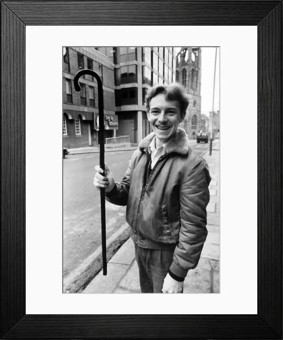 Framed Print : Jobless Geordie Jeff Henderson is walking tall today. Jeff, 22 Framed Print : Jobless Geordie Jeff Henderson is walking tall today. Jeff, 22