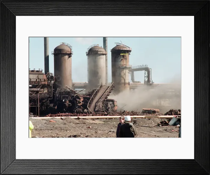 Framed Print : Demolition of Cleveland Iron No 4 blast furnace at BSC Cleveland Works. 10th April 1994 Framed Print : Demolition of Cleveland Iron No 4 blast furnace at BSC Cleveland Works. 10th April 1994