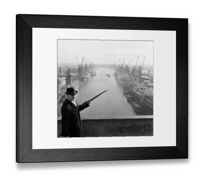 Framed Print : Mr Norman Packer, worker at the Dock office, at King George Dock in Hull, East Yorkshire Framed Print : Mr Norman Packer, worker at the Dock office, at King George Dock in Hull, East Yorkshire