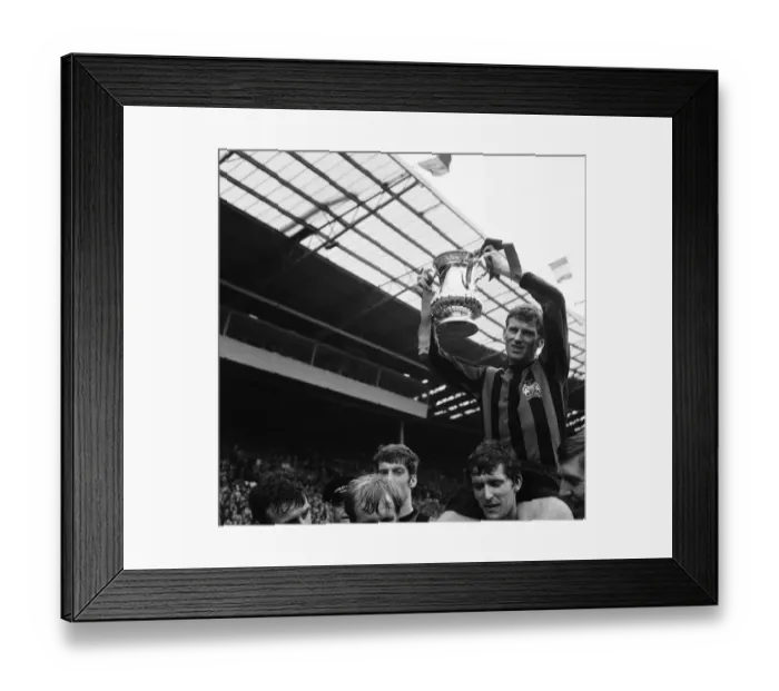 Framed Print : Manchester City 1-0 Leicester City, FA Cup Final, Wembley Stadium, London Framed Print : Manchester City 1-0 Leicester City, FA Cup Final, Wembley Stadium, London