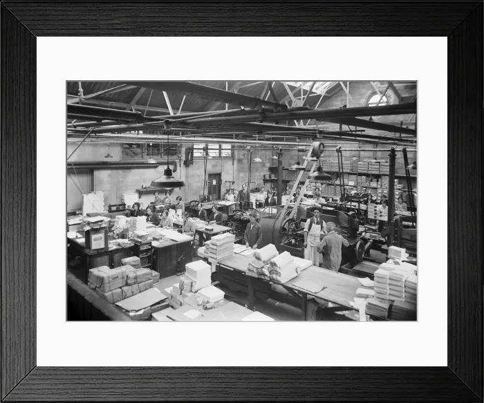 Framed Print : The print room at King and Hutchings Uxbridge. Circa 1929 Framed Print : The print room at King and Hutchings Uxbridge. Circa 1929