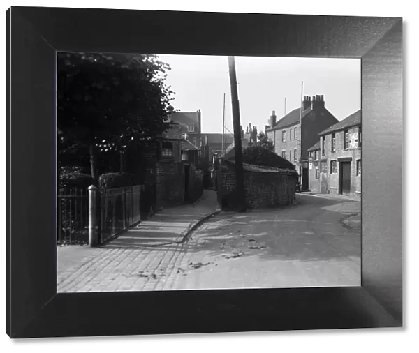 Uxbridge George Street looking towards High Street circa 1929