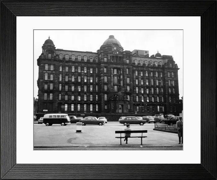 Framed Print : Glasgow Royal Infirmary. 3rd August 1968 Framed Print : Glasgow Royal Infirmary. 3rd August 1968