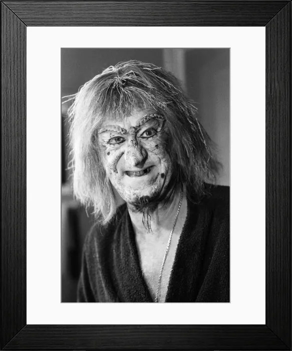 Framed Print : Actor John Pertwee in the dressing room being made up for his role as Wurzel Gummidge in Framed Print : Actor John Pertwee in the dressing room being made up for his role as Wurzel Gummidge in