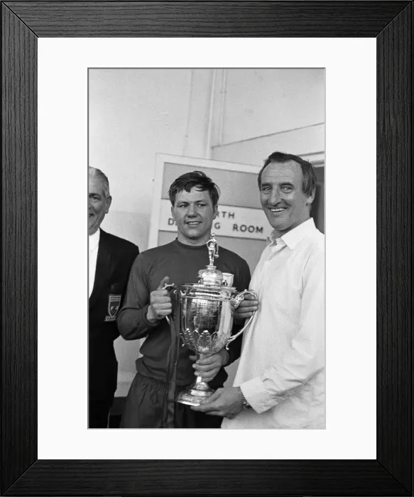 Framed Print : North Shields v Sutton FA Amateur Cup match held at Wembley. 12th April 1969 Framed Print : North Shields v Sutton FA Amateur Cup match held at Wembley. 12th April 1969