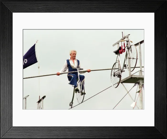 Framed Print : The British Steel Gala held at Kirkleatham Showground - Zak Carlin o High Wire act