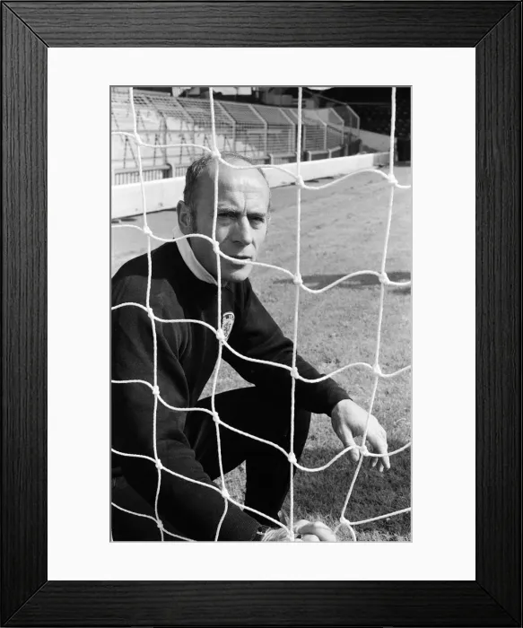 Framed Print : Aston Villa Manager Ron Saunders. 10th August 1978 Framed Print : Aston Villa Manager Ron Saunders. 10th August 1978