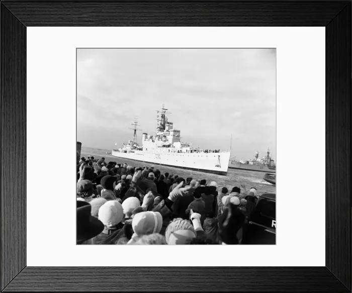 Framed Print : HMS Ceylon, Ceylon class light cruiser of the Royal Navy Framed Print : HMS Ceylon, Ceylon class light cruiser of the Royal Navy