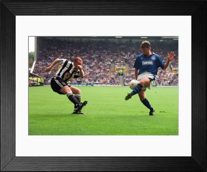 Framed Print : Everton v Newcastle Premiership Football 17th August 1996