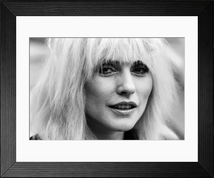Framed Print : Debbie Harry in London to promote her new film Videodrome. 20th November 1983 Framed Print : Debbie Harry in London to promote her new film Videodrome. 20th November 1983