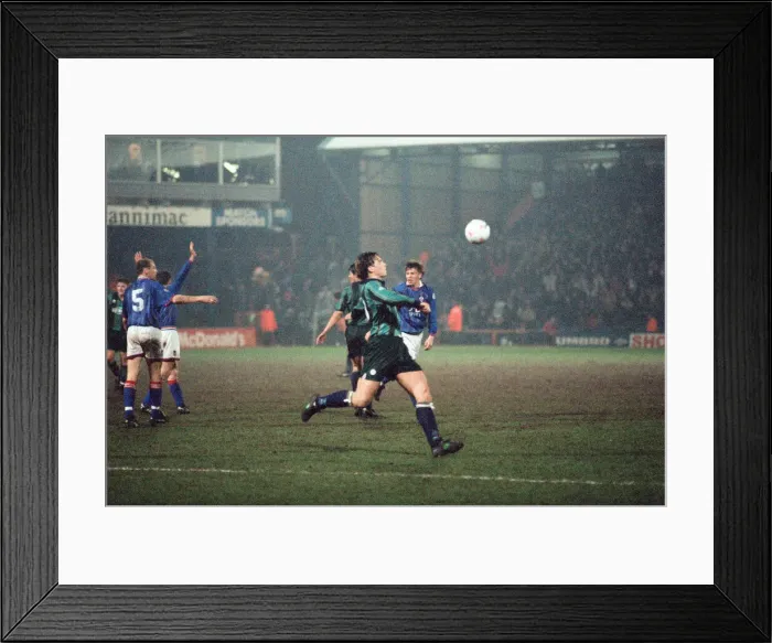 Framed Print : Football League Division 1 match, Oldham 1 - 0 Middlesbrough. 5th April 1995 Framed Print : Football League Division 1 match, Oldham 1 - 0 Middlesbrough. 5th April 1995