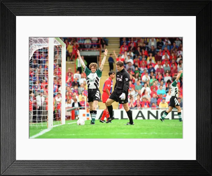 Framed Print : Crystal Palace v Liverpool Premiership Football 20th August 1994 Steve McManaman Framed Print : Crystal Palace v Liverpool Premiership Football 20th August 1994 Steve McManaman
