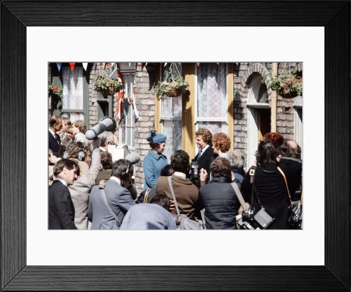 Framed Print : Visit by her Majesty Queen Elizabeth II and her husband Prince Philip, Duke of Edinburgh
