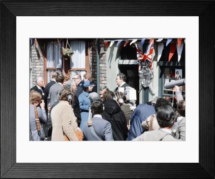 Framed Print : Visit by her Majesty Queen Elizabeth II and her husband Prince Philip, Duke of Edinburgh Framed Print : Visit by her Majesty Queen Elizabeth II and her husband Prince Philip, Duke of Edinburgh