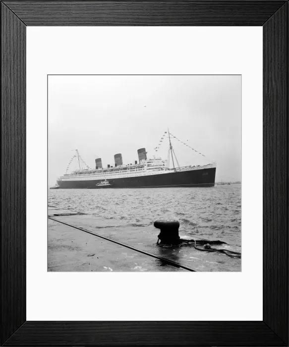 Framed Print : The Cunard White Star liner Queen Mary sails for the last time. 31st October 1967 Framed Print : The Cunard White Star liner Queen Mary sails for the last time. 31st October 1967