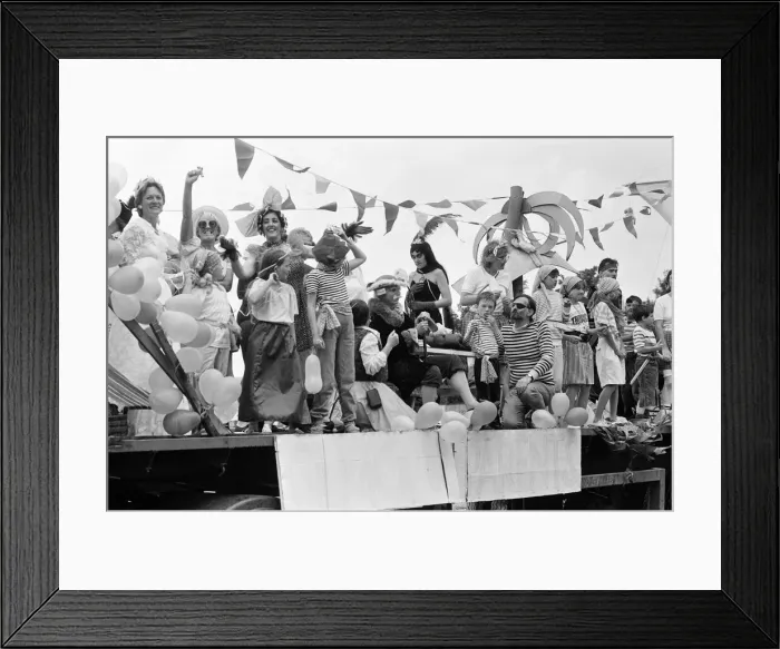 Framed Print : Garston Carnival, Liverpool, Merseyside, 2nd July 1988
