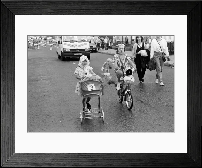 Framed Print : Garston Carnival, Liverpool, Merseyside, 2nd July 1988 Framed Print : Garston Carnival, Liverpool, Merseyside, 2nd July 1988