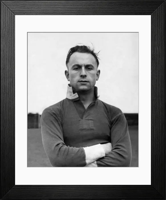 Framed Print : Carlisle United player manager Ivor Broadis. 21st February 1947 Framed Print : Carlisle United player manager Ivor Broadis. 21st February 1947