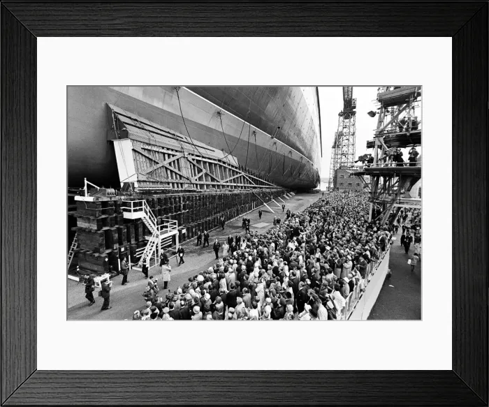 Framed Print : Queen Elizabeth II launching the Cunard Cruise Liner, The QE2 in the Clyde Framed Print : Queen Elizabeth II launching the Cunard Cruise Liner, The QE2 in the Clyde