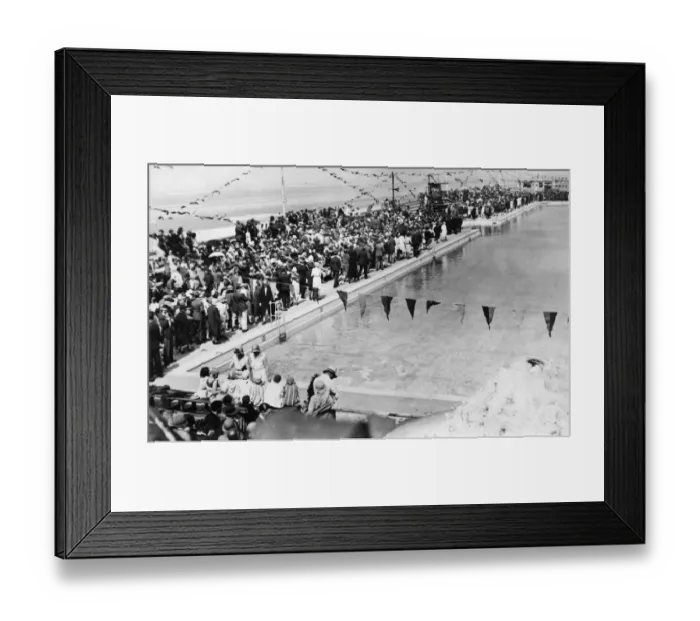 Framed Print : The grand opening of Rhyls new open air swimming pool 6th June 1930