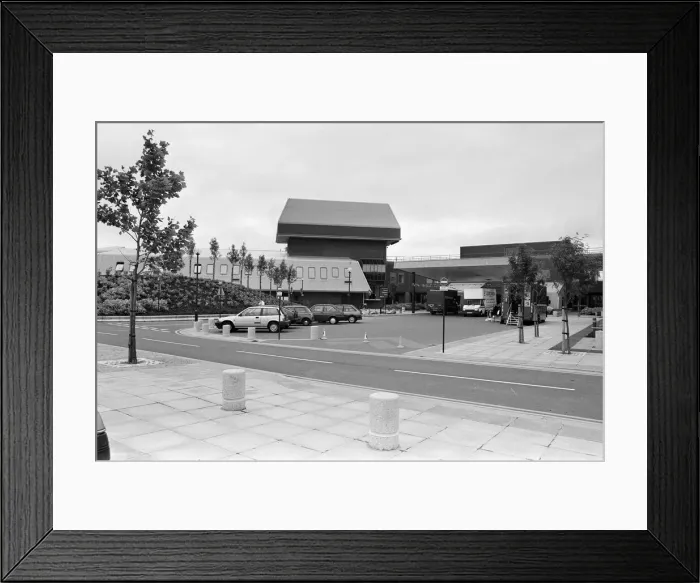 Framed Print : Southport and Ormskirk Hospital NHS Trust, Town Lane, Kew, Southport, Merseyside