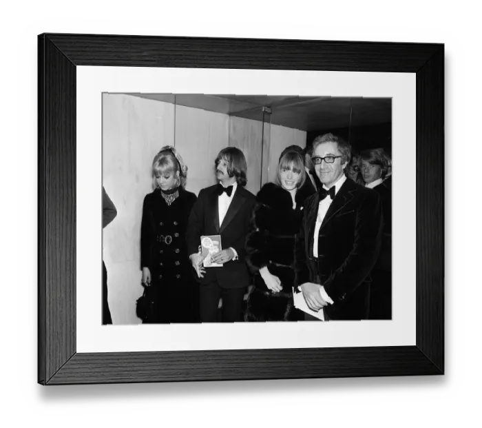Framed Print : Ringo Starr and Wife Maureen Starr at film premiere of Oh! What A Lovely War