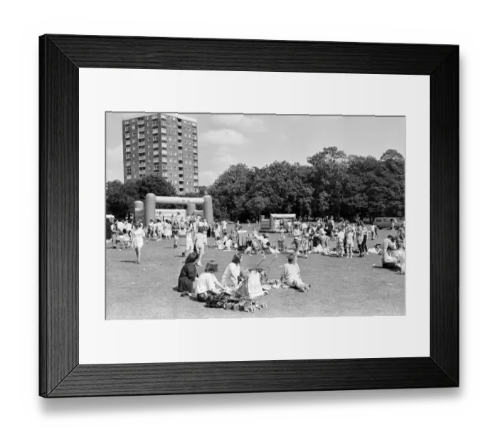 Framed Print : 1500 children enjoy a Fun Day at Sefton Park, Liverpool, 19th August 1992 Framed Print : 1500 children enjoy a Fun Day at Sefton Park, Liverpool, 19th August 1992