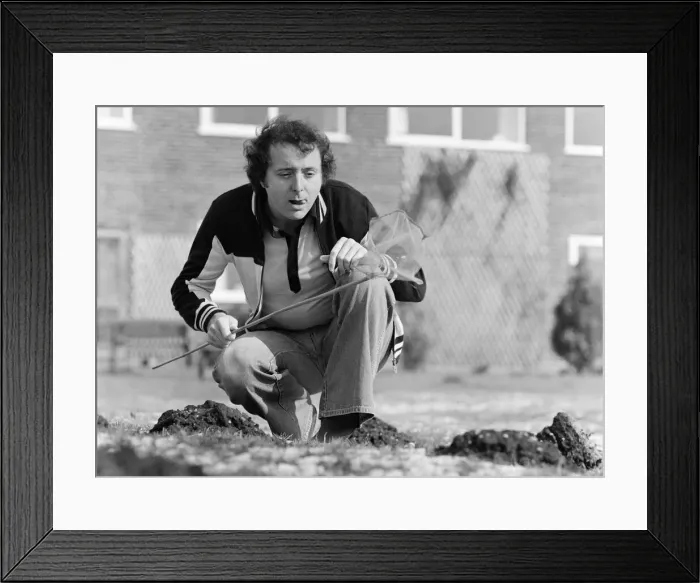 Framed Print : Jasper Carrott, comedian, actor, television presenter and personality Framed Print : Jasper Carrott, comedian, actor, television presenter and personality