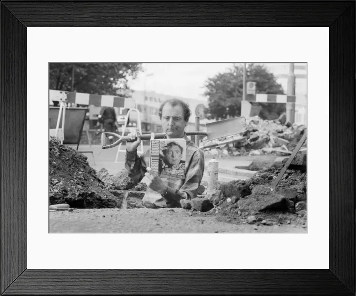 Framed Print : Jasper Carrott, comedian, actor, television presenter and personality Framed Print : Jasper Carrott, comedian, actor, television presenter and personality