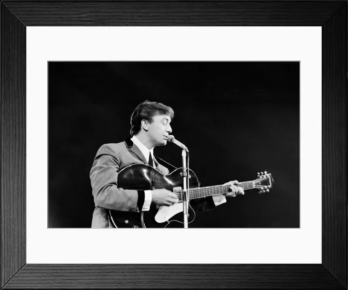 Framed Print : Gerry Marsden, lead singer of Liverpudlian pop group Gerry Framed Print : Gerry Marsden, lead singer of Liverpudlian pop group Gerry