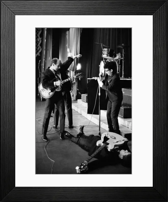 Framed Print : Manchester pop group Freddie and the Dreamers performing on stage at the Britannia Framed Print : Manchester pop group Freddie and the Dreamers performing on stage at the Britannia