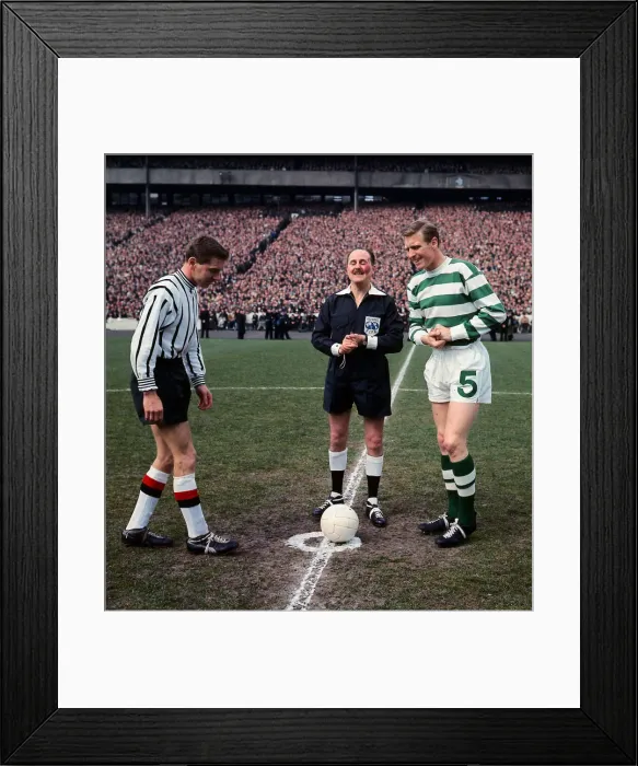 Framed Print : Scottish Cup Final 1965 Celtic versus Dunfermline Billy McNeill Framed Print : Scottish Cup Final 1965 Celtic versus Dunfermline Billy McNeill