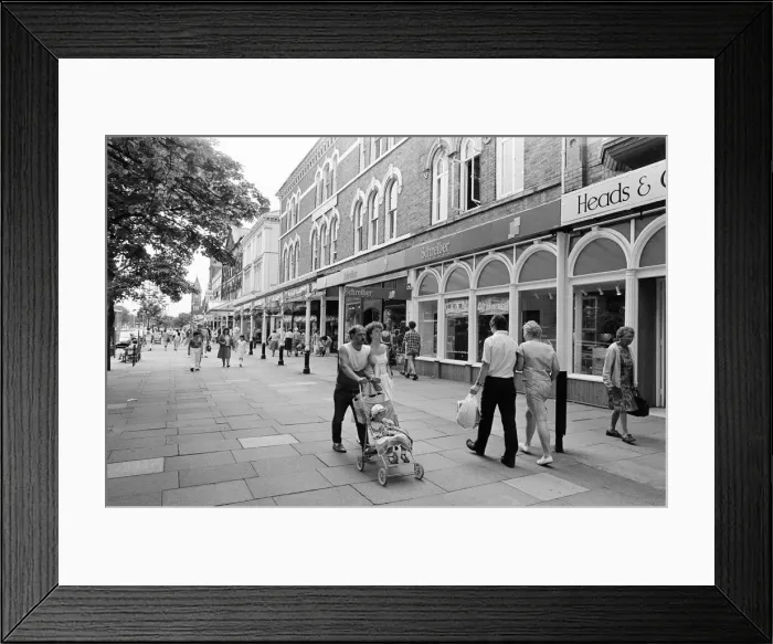 Framed Print : Lord Street, Southport, the main shopping street of Southport, in Merseyside
