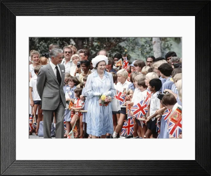 Framed Print : Royal Visit of Queen Elizabeth II and Prince Philip, Duke of Edinburgh to Sri Lanka Framed Print : Royal Visit of Queen Elizabeth II and Prince Philip, Duke of Edinburgh to Sri Lanka