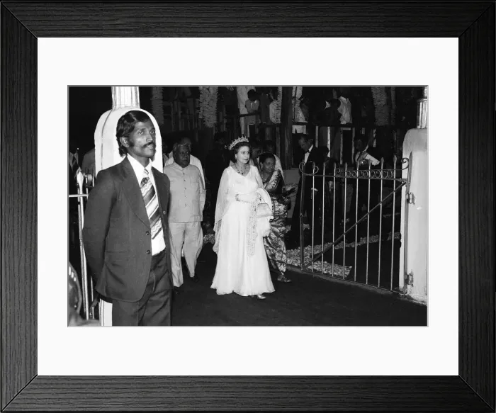 Framed Print : The Queens Royal vist to Sri Lanka 21st-25th October 1981
