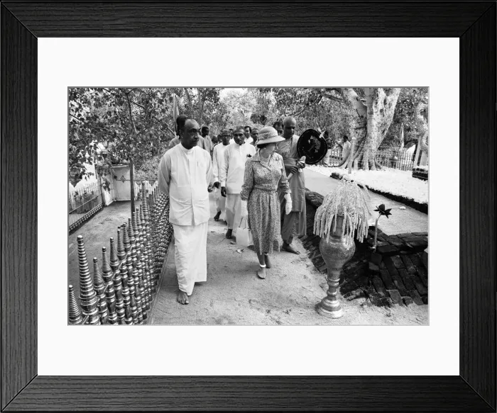 Framed Print : The Queens Royal vist to Sri Lanka 21st-25th October 1981 Framed Print : The Queens Royal vist to Sri Lanka 21st-25th October 1981
