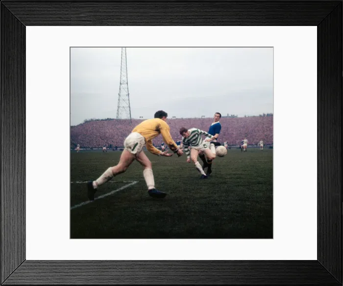 Framed Print : Scottish Cup Final Replay 1963 Rangers versus Celtic Celtic keeper Frank