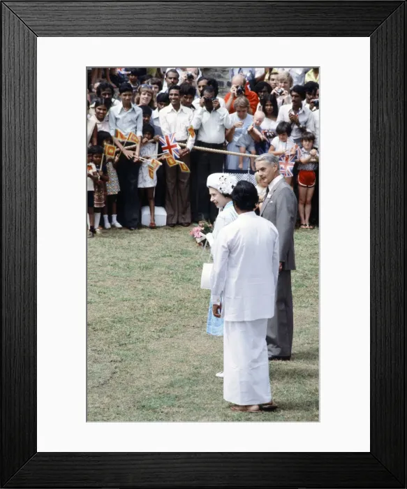Framed Print : Royal Visit of Queen Elizabeth II and Prince Philip, Duke of Edinburgh to Sri Lanka Framed Print : Royal Visit of Queen Elizabeth II and Prince Philip, Duke of Edinburgh to Sri Lanka