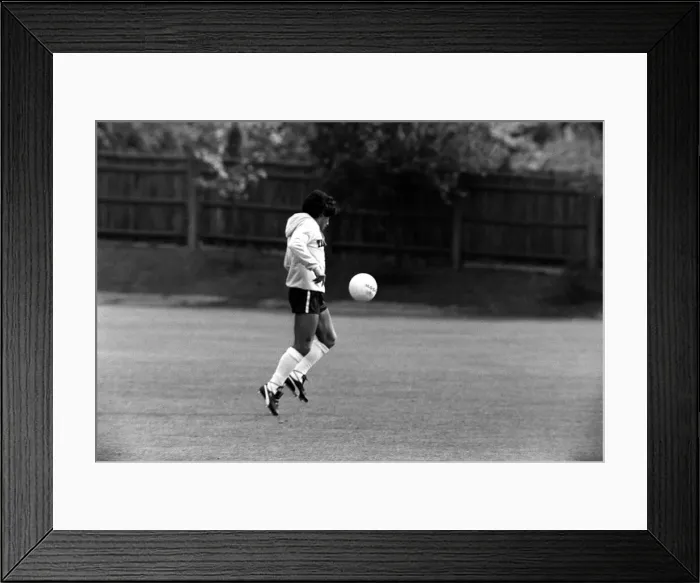 Framed Print : DIEGO MARADONA FOOTBALL PLAYER OF ARGENTINA, MAY 1980 ON THE TRAINING GROUND Framed Print : DIEGO MARADONA FOOTBALL PLAYER OF ARGENTINA, MAY 1980 ON THE TRAINING GROUND
