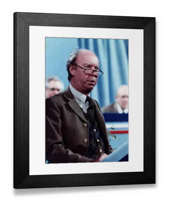 Framed Print : Nicholas Fairbairn MP Conservative politician speaking at tory party conference Perth