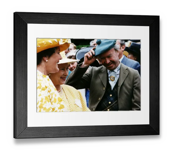 Framed Print : Nicholas Fairbairn MP conservative politician at garden party raising hat to the Queen Framed Print : Nicholas Fairbairn MP conservative politician at garden party raising hat to the Queen