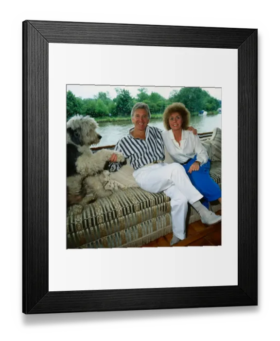 Framed Print : Vince Hill singer July 1988 Sitting wearing striped shirt with wife Anne and dog