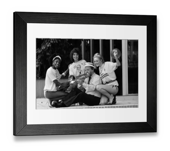Framed Print : 1986 Birmingham International Jazz and Blues Festival, Artists, Photo-call, 4th July 1986 Framed Print : 1986 Birmingham International Jazz and Blues Festival, Artists, Photo-call, 4th July 1986