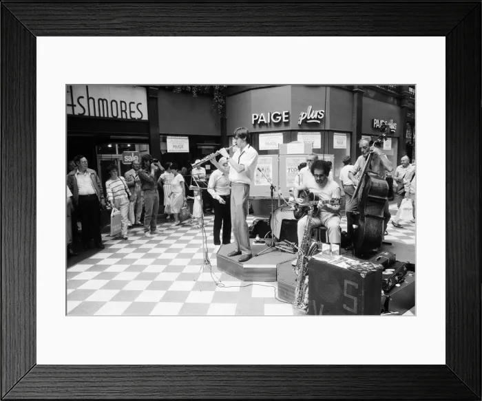 Framed Print : 1987 Birmingham International Jazz and Blues Festival, Artists, 4th July 1987 Framed Print : 1987 Birmingham International Jazz and Blues Festival, Artists, 4th July 1987